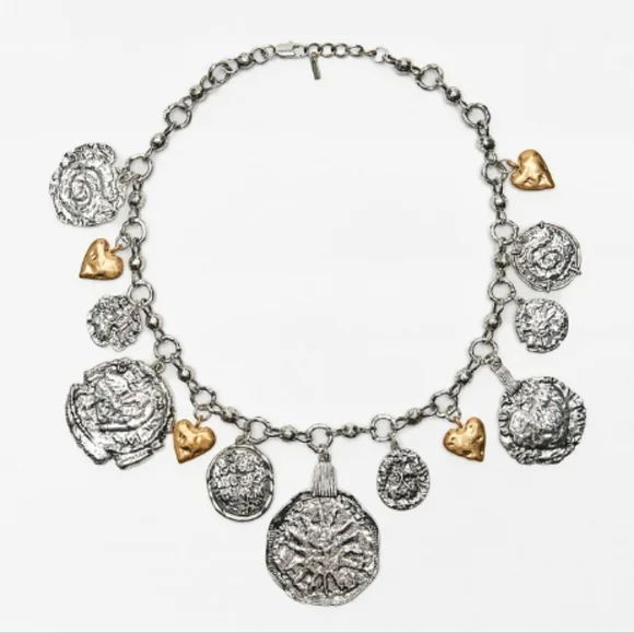 Zara Heart Medallion Necklace - Picture 1 of 4